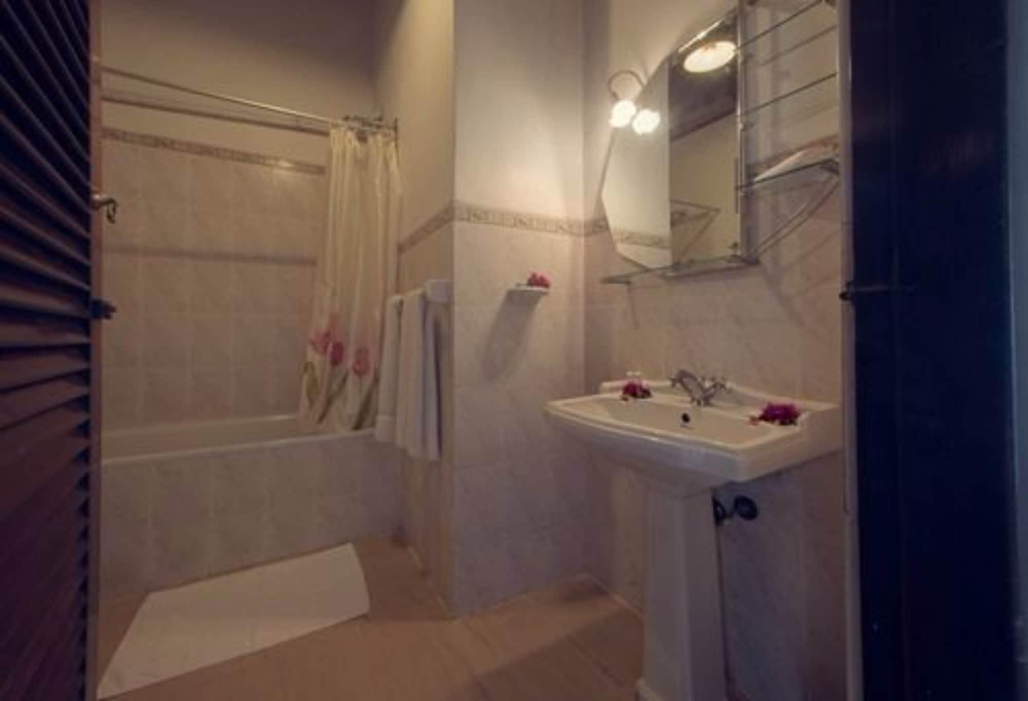 Closenberg Hotel Гале Екстериор снимка